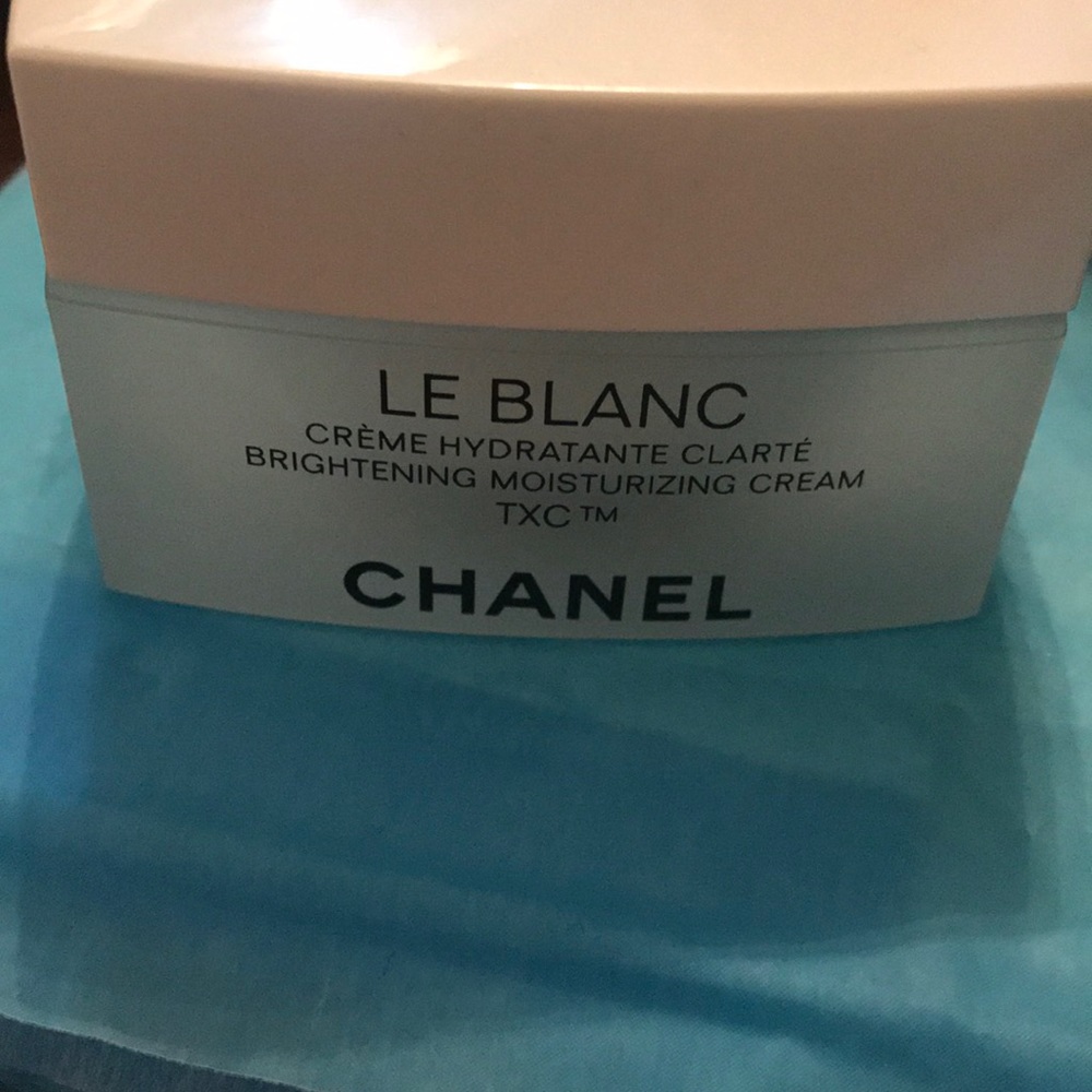 Chanel le blanc